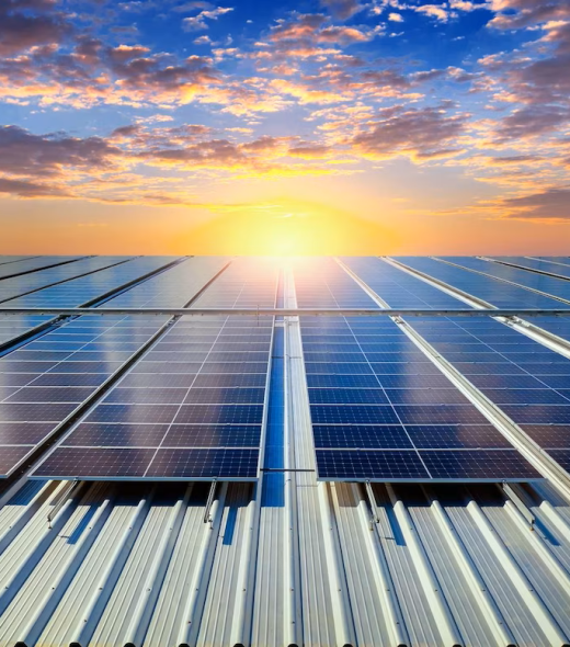 paneles-solares-techo-celula-solar_335224-1324